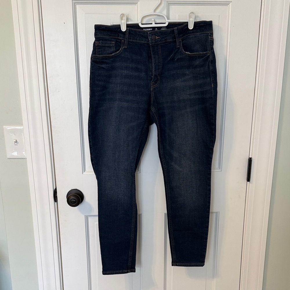 Old Navy Women's Skinny Jeans in Midnight Blue